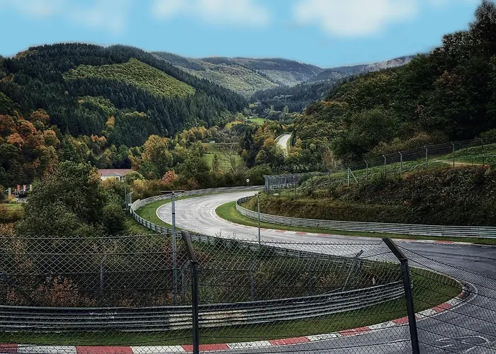 Cozy In With Terrace Garden Bbq Apartment